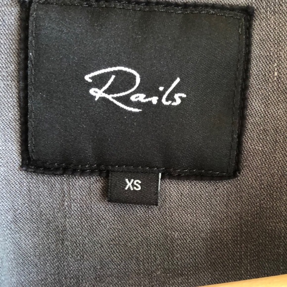 Rails Ingrid Raw Hem Casual Button Down Shirt XS Coal White Waves Grey White - Picture 2 of 15